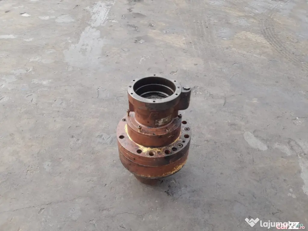 Reductor rotire Brevini ROT 60 I 30 pentru excavator pe roti Case 888 