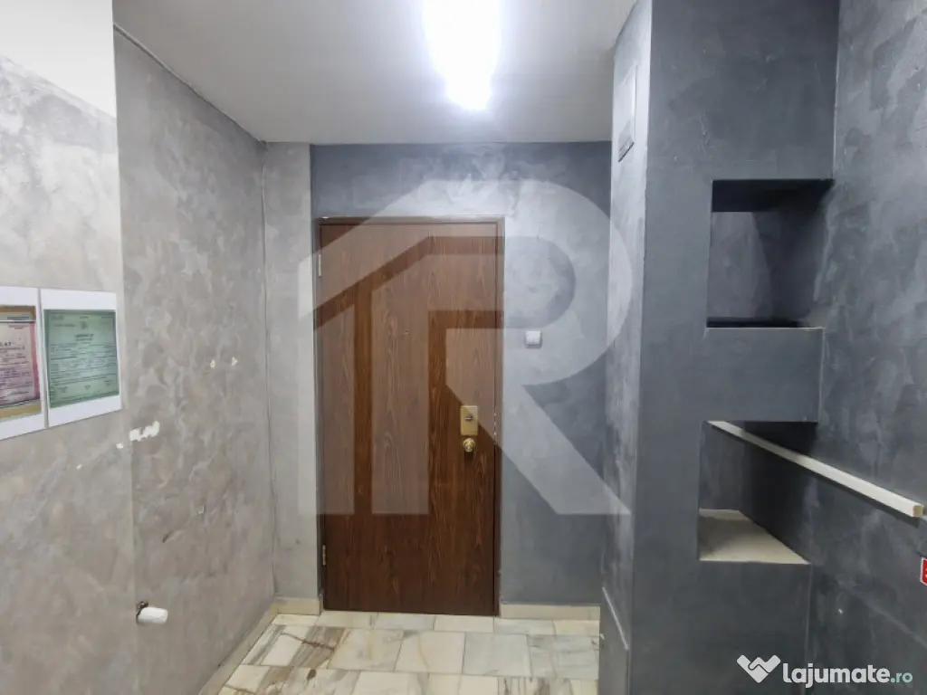 Spațiu comercial , Șoseaua Sălaj, locație cu vad, fost s 