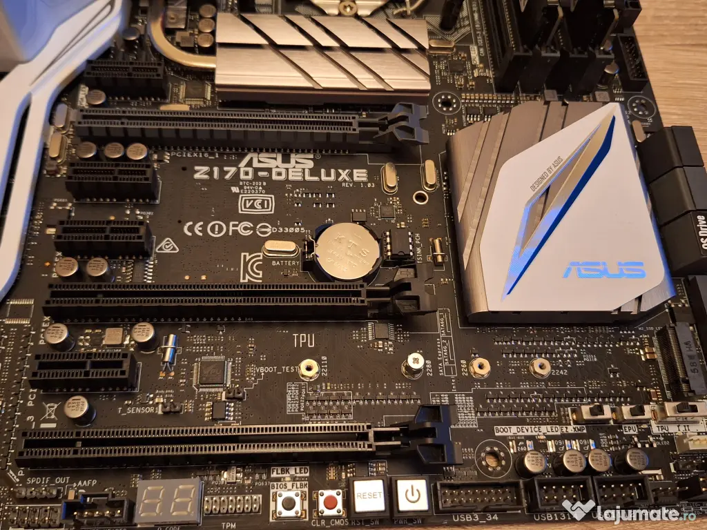Asus z170 Deluxe + 6700k + 16 GB DDR4 3000MHZ – stare foarte bună!