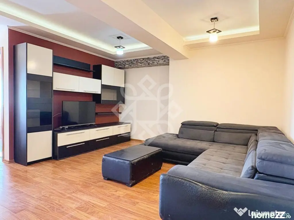 Apartament cu 3 camere de inchiriat in Nufarul Plaza, Oradea 