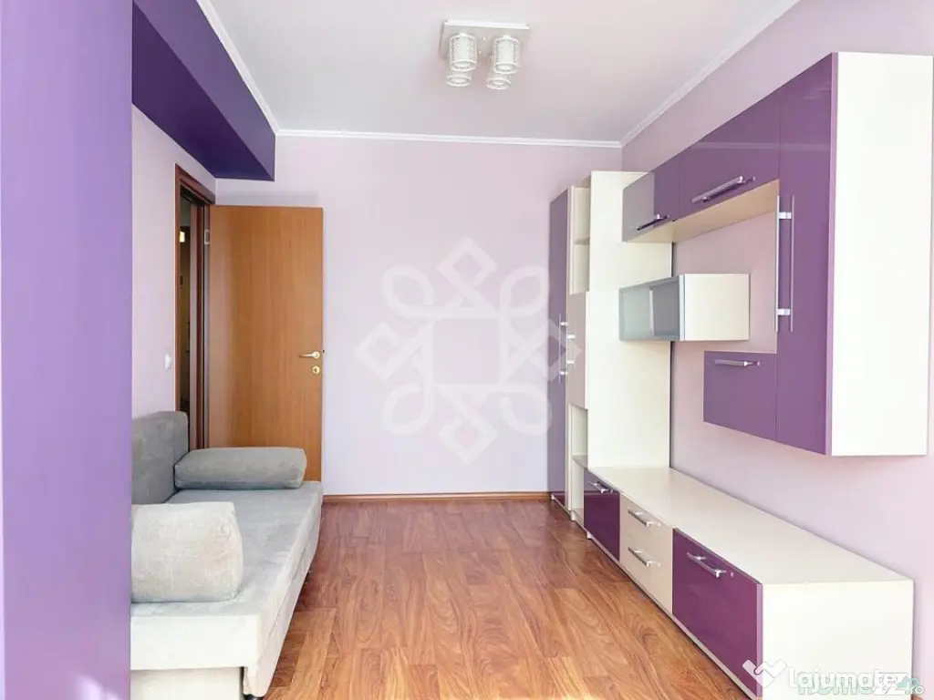 Apartament cu 3 camere de inchiriat in Nufarul Plaza, Oradea 