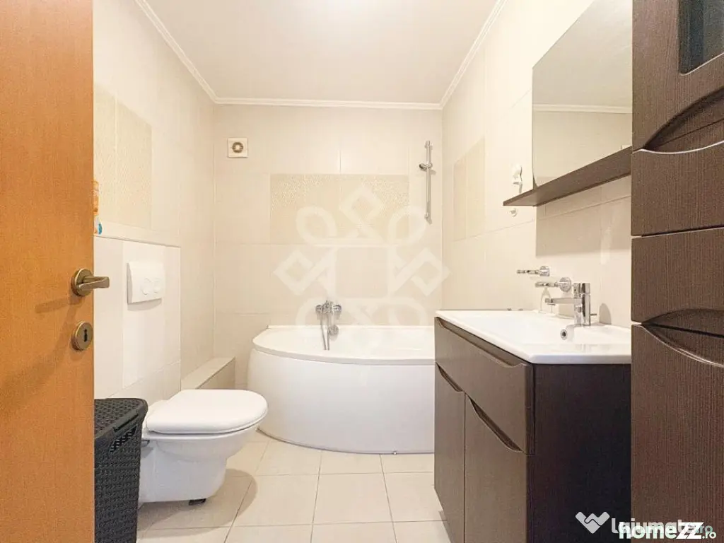 Apartament cu 3 camere de inchiriat in Nufarul Plaza, Oradea 