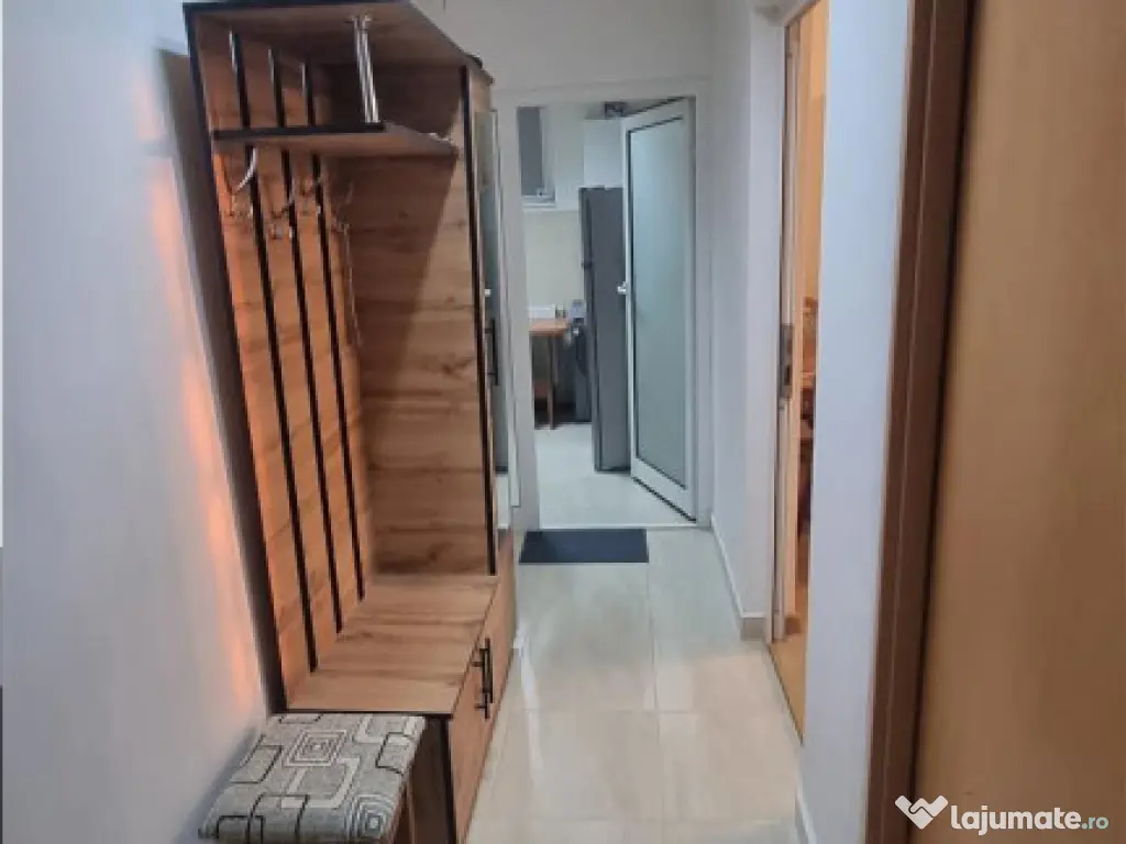 Apartament de trei camere , zona ITC 