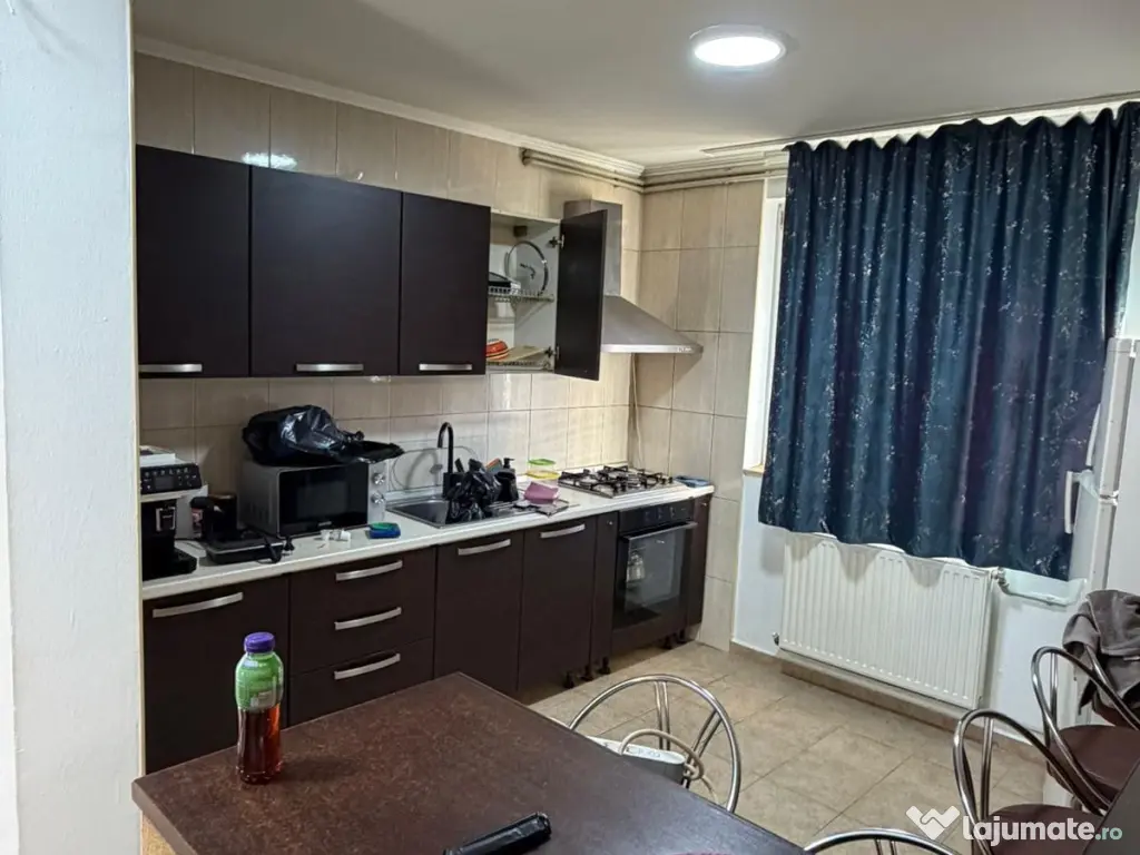 Casă de vânzare sau închiriere