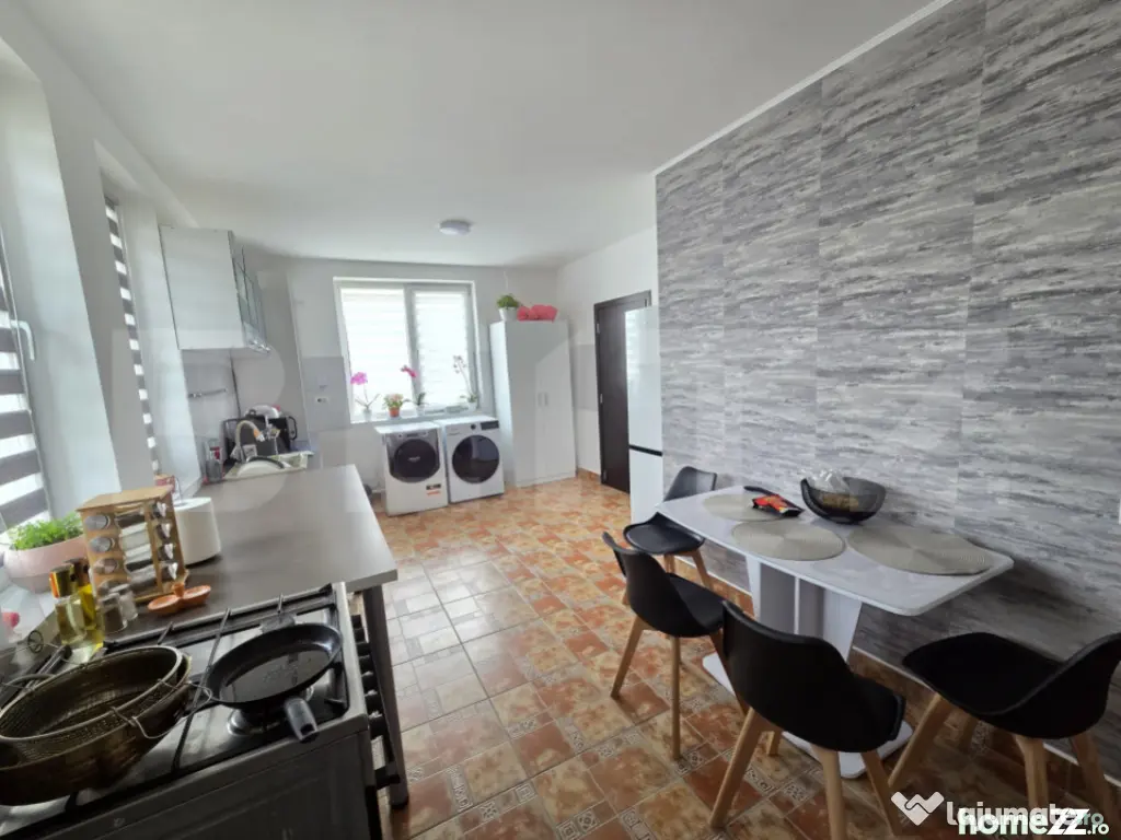 Casă individuală de vânzare | Europa – Zorilor | Teren 