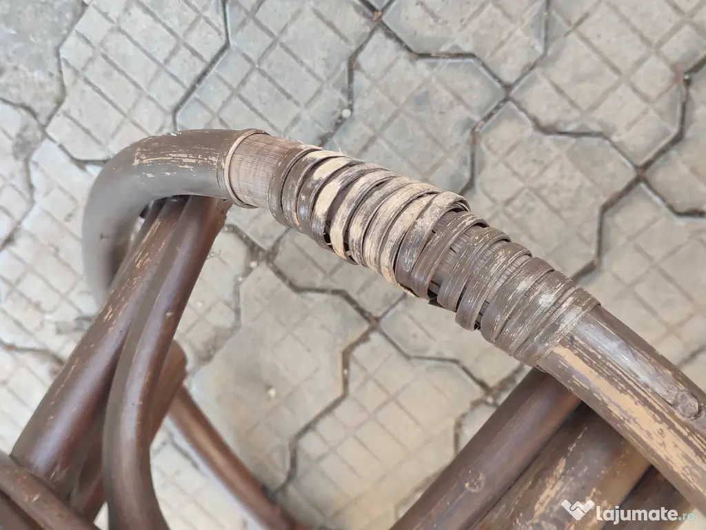 Scaun balansoar Thonet 