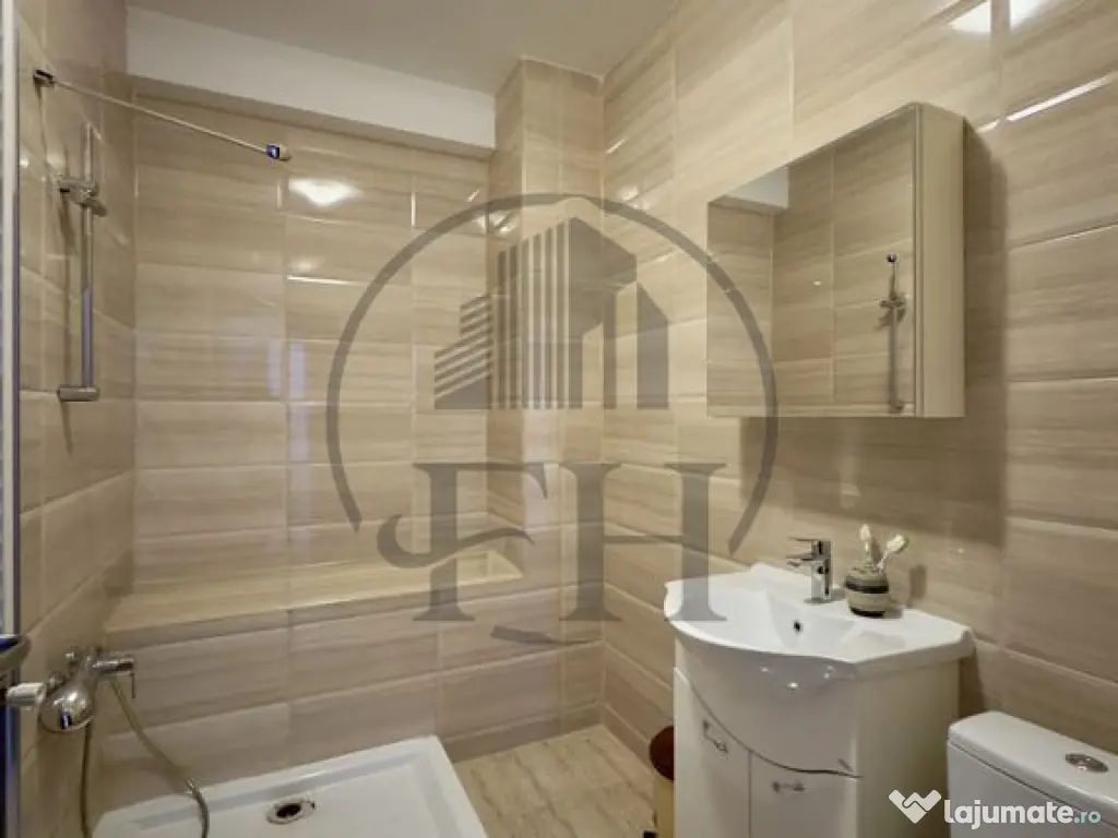 Apartament 3 camere de vanzare Mamaia, zona Summerland 