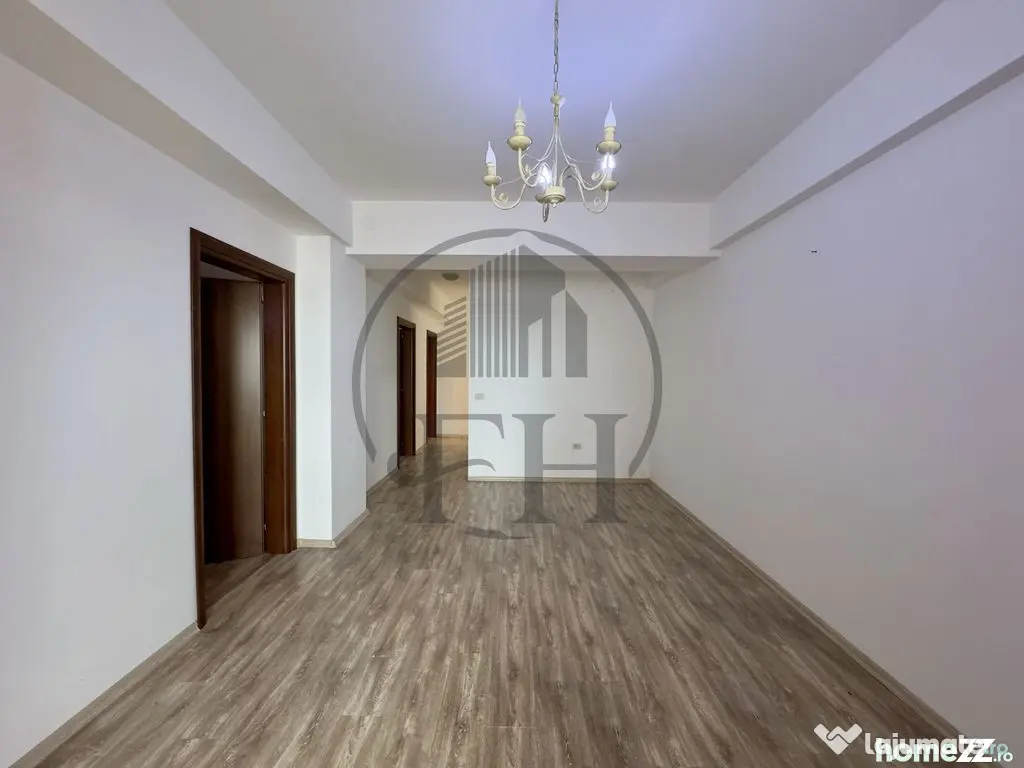 Apartament 3 camere de vanzare Mamaia, zona Summerland 