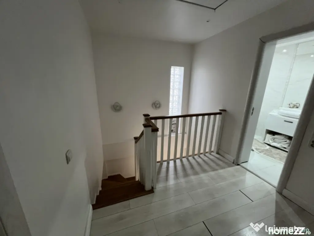 Vila cocheta 180 mp construiti, 340mp teren mobilata utilata 