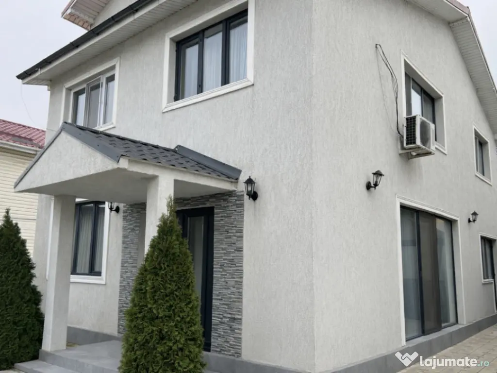 Vila cocheta 180 mp construiti, 340mp teren mobilata utilata 