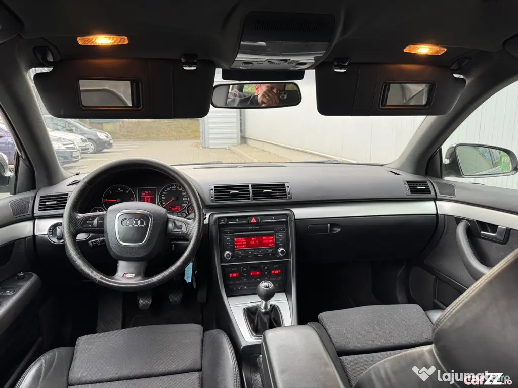 Audi A4. S-Line Motor 2.0 TDi. 170 C.P. 