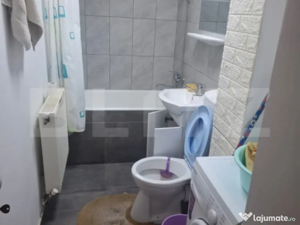 Închiriere Apartament 2 camere Micro 4 parter zonă liniș 