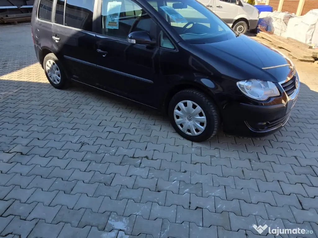Volkswagen Touran  An 2009   Break   Diesel   293.000 km   1900 cmc 