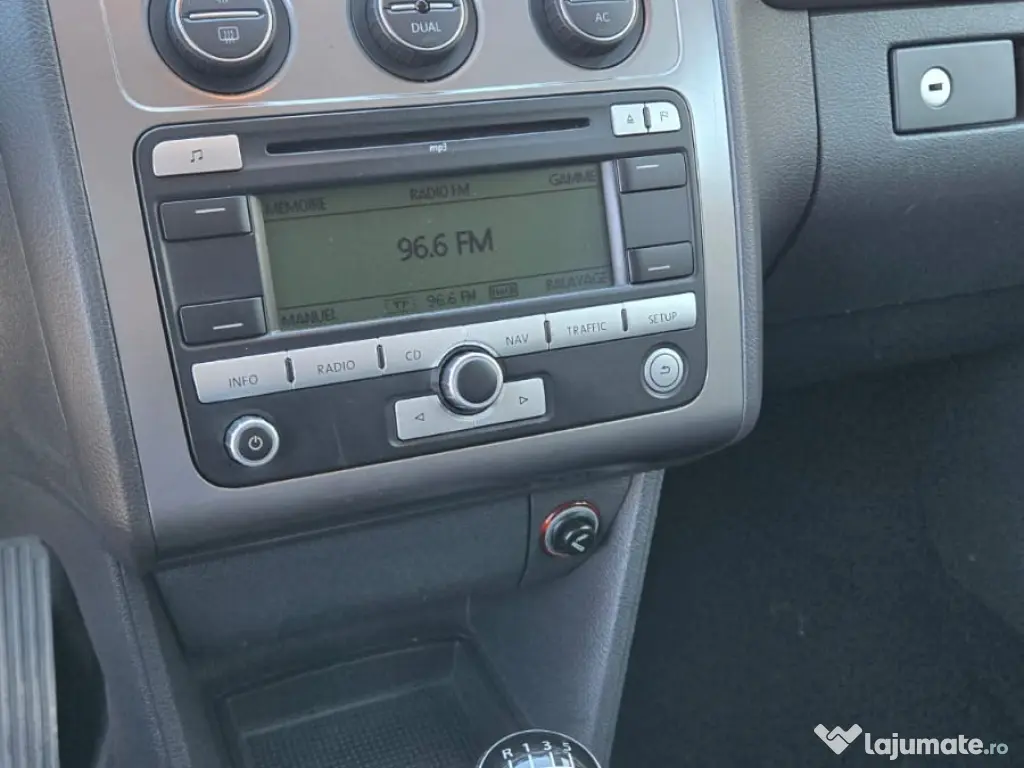 Volkswagen Touran  An 2009   Break   Diesel   293.000 km   1900 cmc 