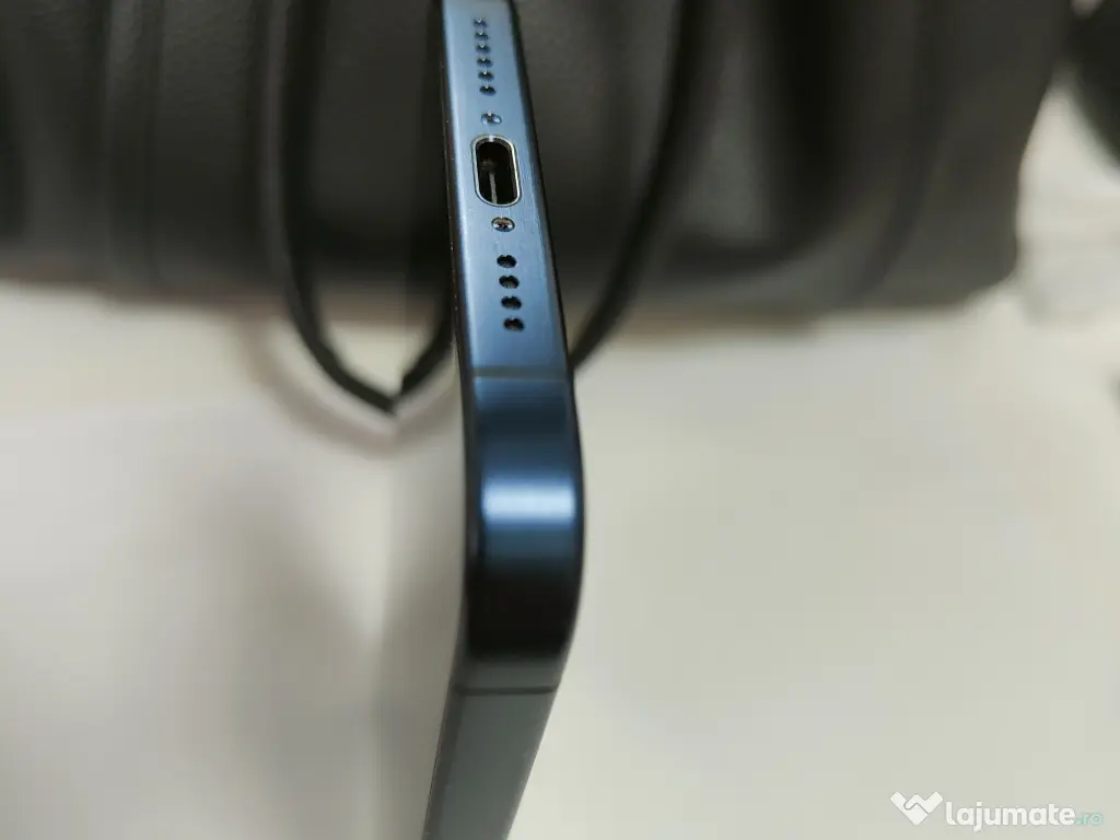 Iphone 15 pro max 512gb blue titanium  în cutie originală 