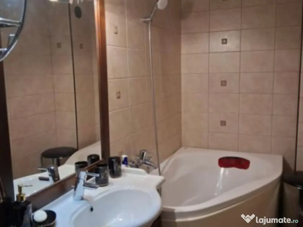 Panduri | 2 camere | 58mp | et 7 | modern | 500 euro 