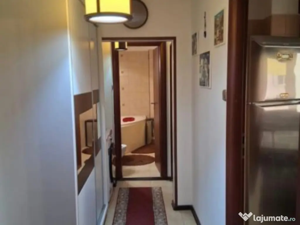 Panduri | 2 camere | 58mp | et 7 | modern | 500 euro 