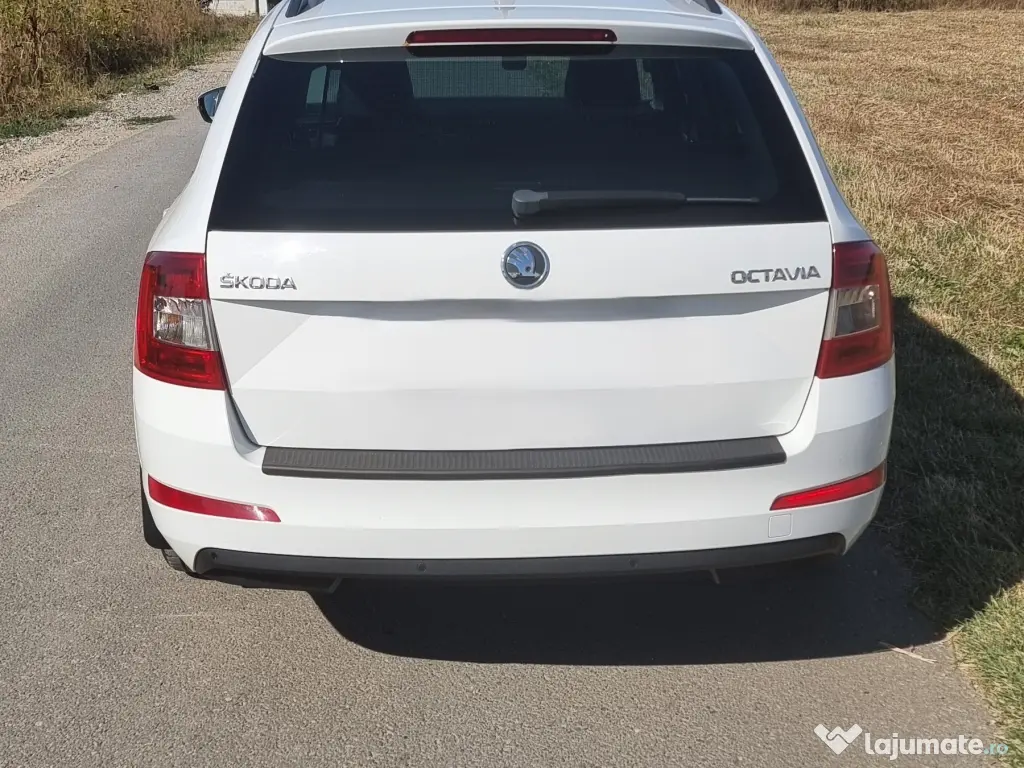 Skoda Octavia Km reali, intretinuta exemplar