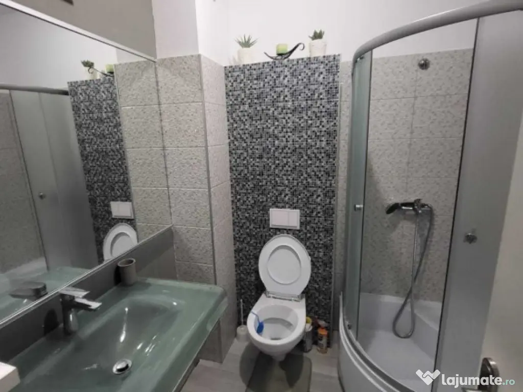 Piata sudului martisor bloc nou etaj 8 