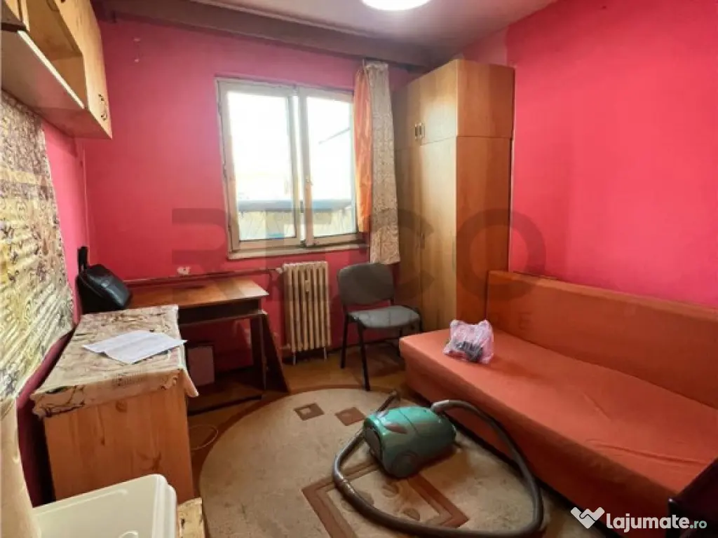 RECO Garsoniera zona Cantemir etaj 2