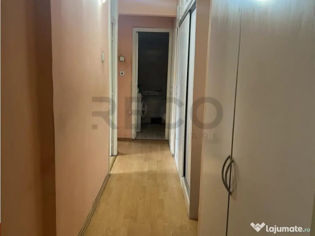 RECO apartament 3 camere in Decebal