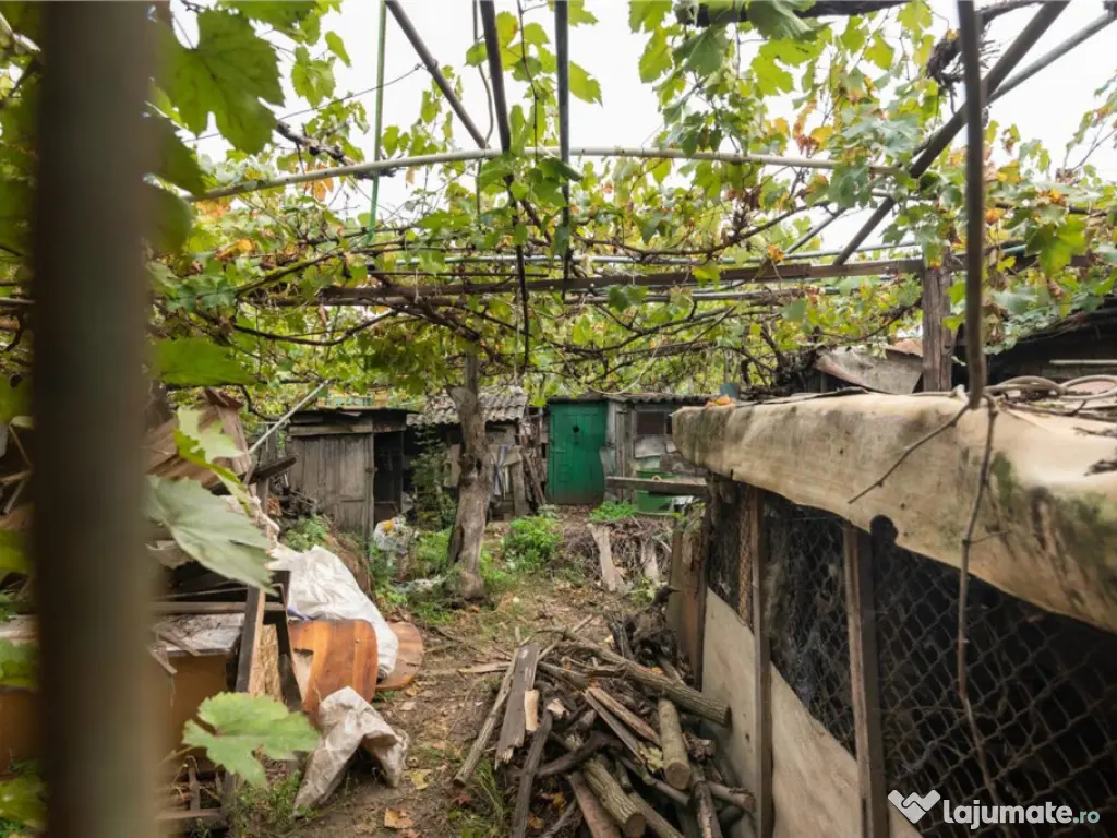 RECO Casa in Episcopia Bihor cu teren de 704mp 