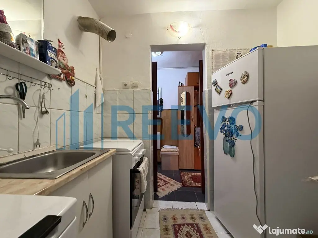 O garsonieră de 22 mp, situată la etajul 4, aflat pe st... 