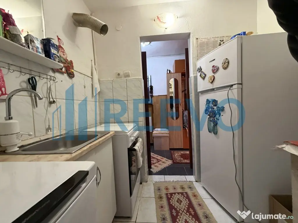 O garsonieră de 22 mp, situată la etajul 4, aflat pe st... 