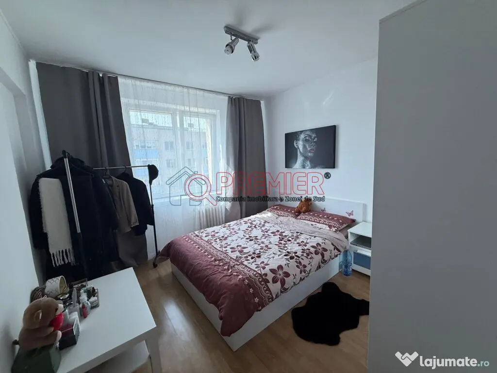 Apartament 3 camere metrou Apărătorii Patriei 
