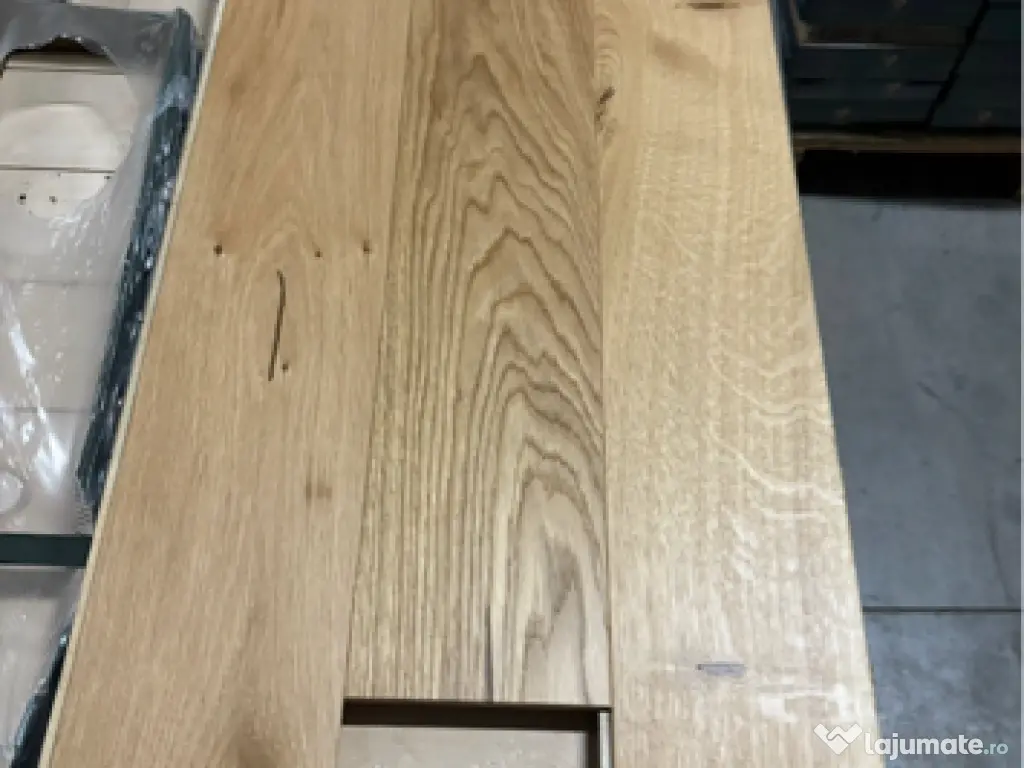Parchet Multistrat Stejar EU Linear Natura LIGHTNESS 