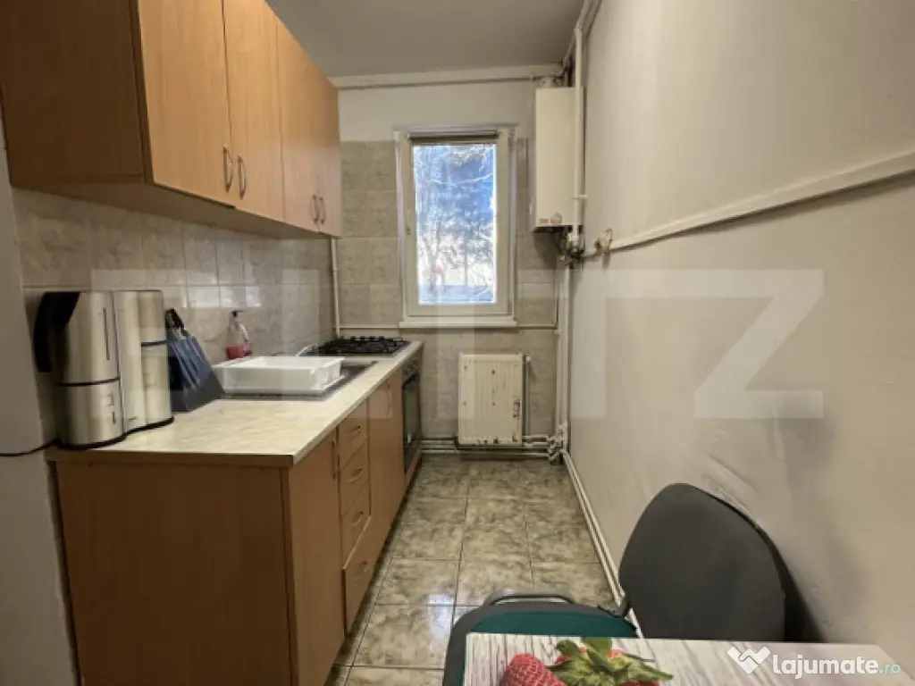 Apartament de vanzare – 3 camere – Dambu Pietros 