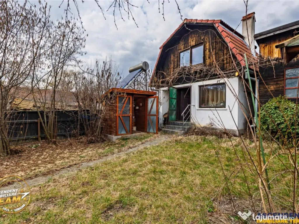 Proprietate cu 2 case in Reci:zona pitoreasca, aer curat,apr 