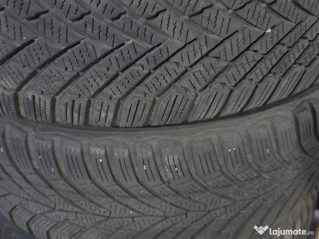 VW Golf 8 2.0 TDI - IMPECABIL - Istoric reprezentanta 