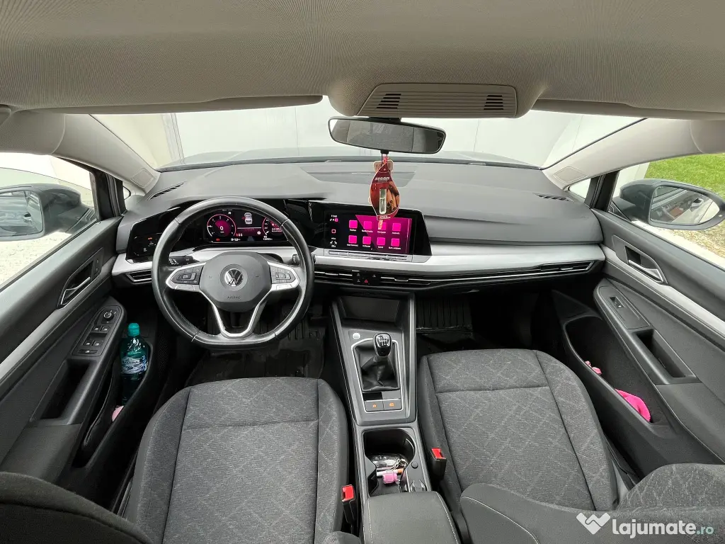 VW Golf 8 2.0 TDI - IMPECABIL - Istoric reprezentanta 