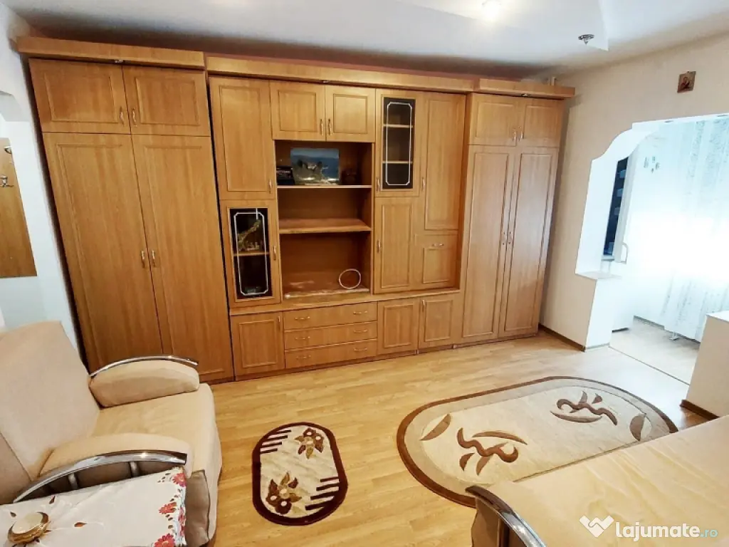 Garsoniera de vânzare 