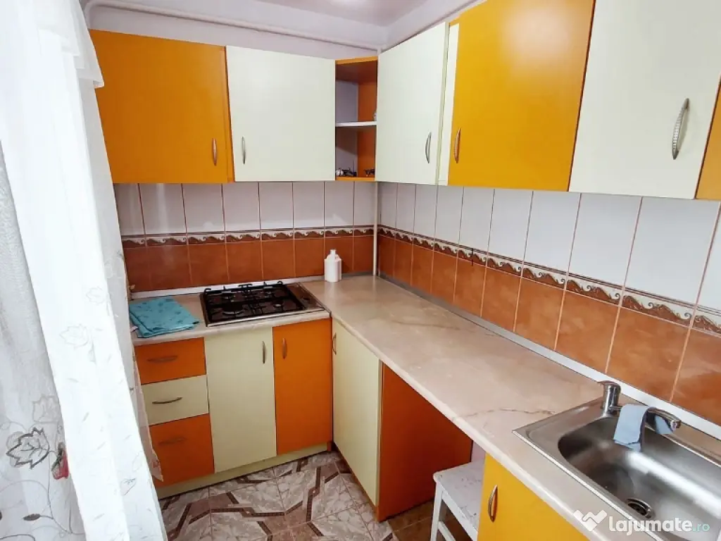 Garsoniera de vânzare 