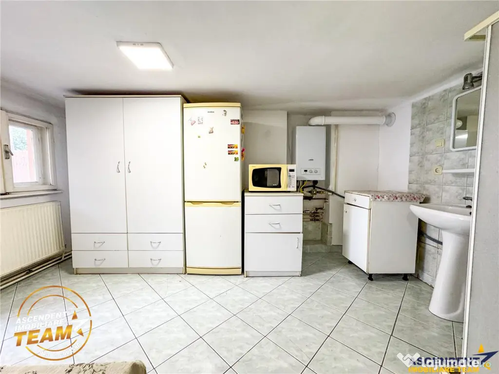 FILM3D! Casa ospitaliera,curte si gradina asortata,arie lini 