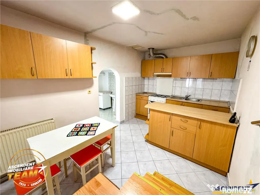 FILM3D! Casa ospitaliera,curte si gradina asortata,arie lini 