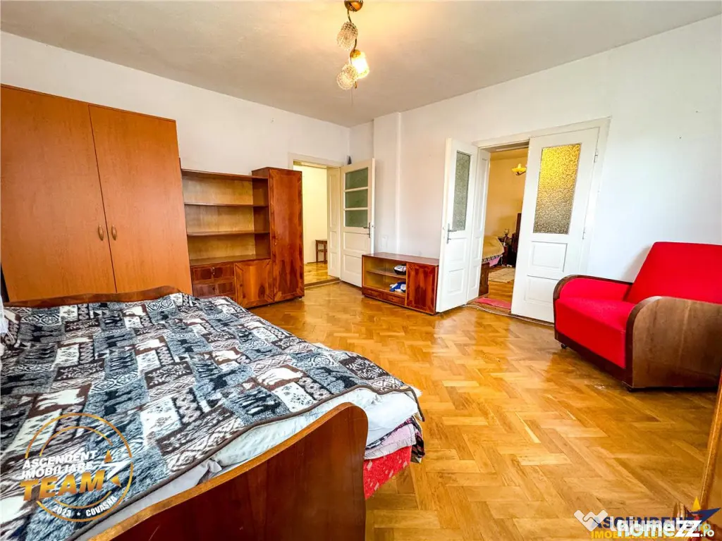 FILM3D! Casa ospitaliera,curte si gradina asortata,arie lini 