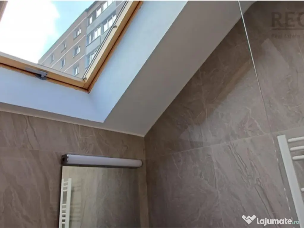 Penthouse 3 camere cu terasa mare si loc de parcare Florilor 