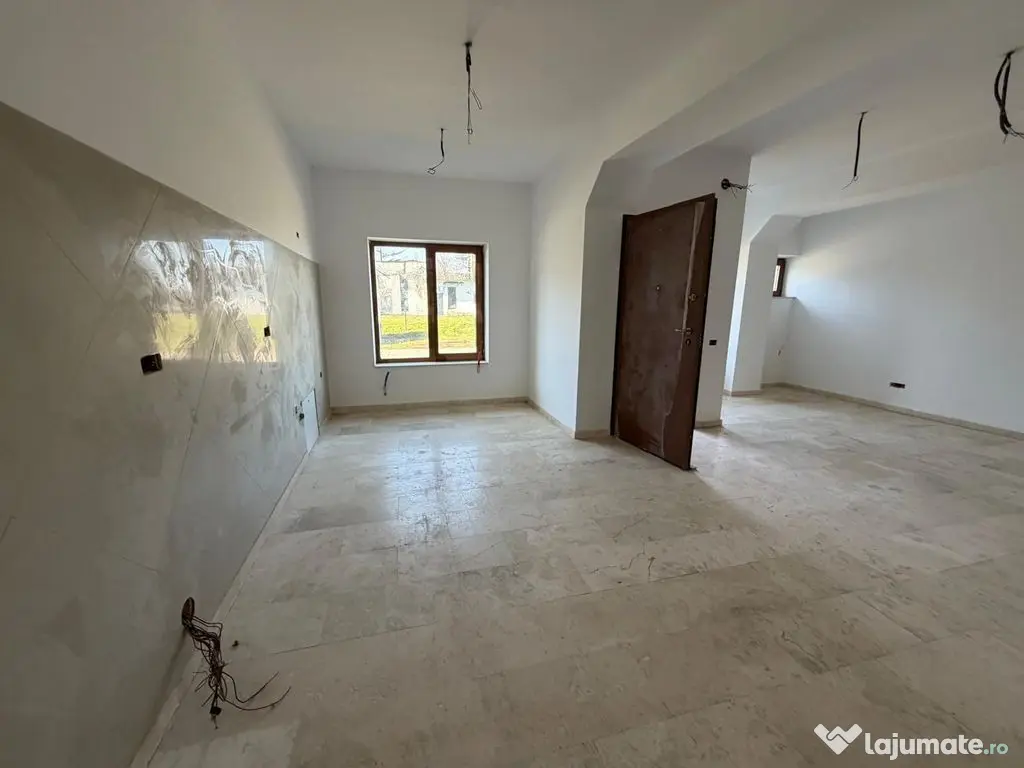 APARTAMENT 4 CAMERE TIP DUPLEX, INVESTITIE 