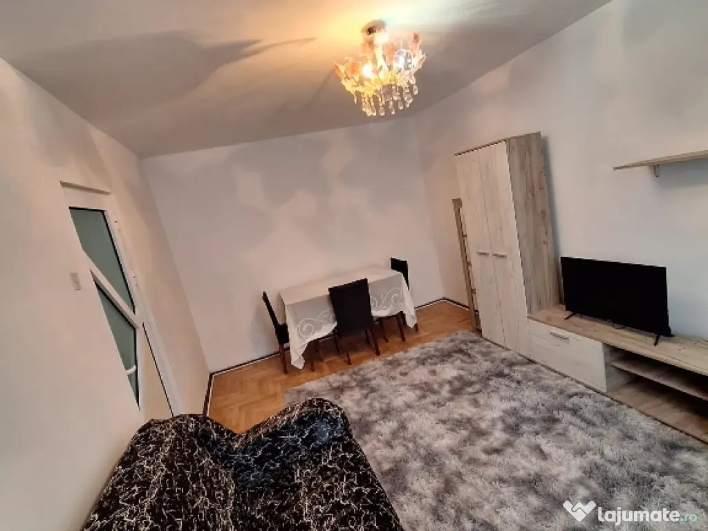 Apartament 2 camere mobilat etaj 3 