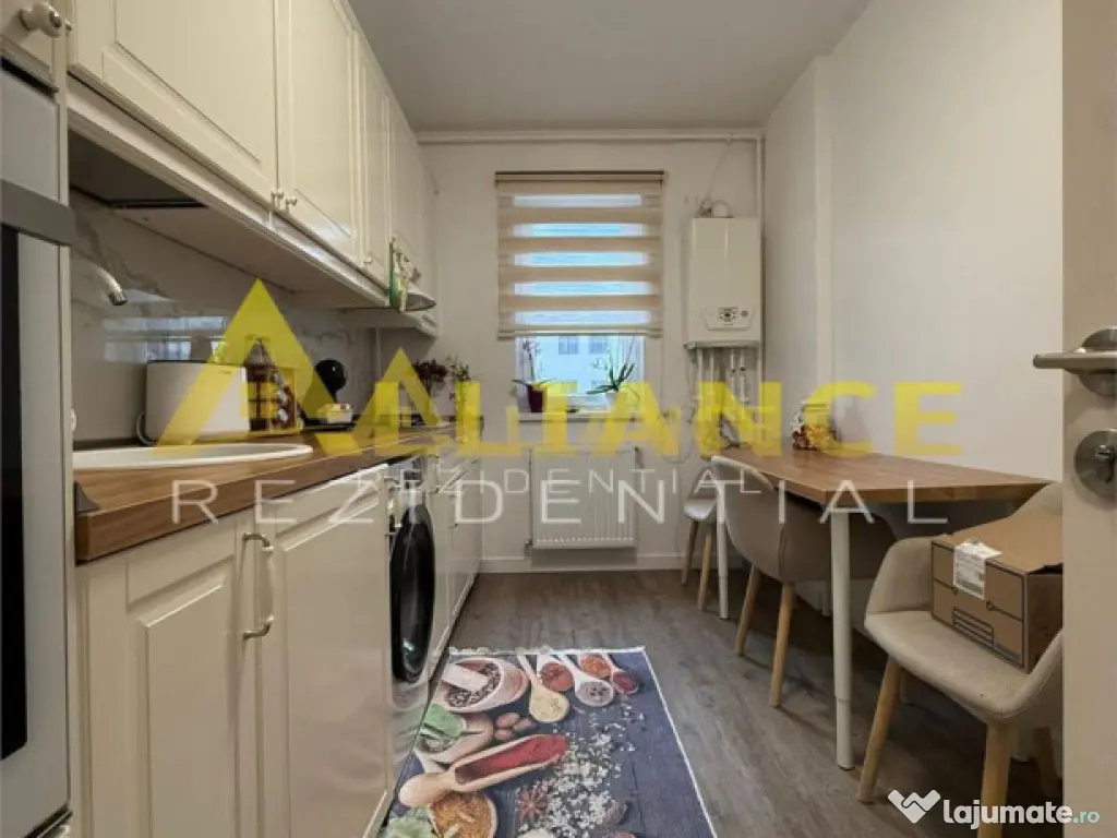 MOBILAT/UTILAT - Apartament 2 camere decomandat - PARCARE 