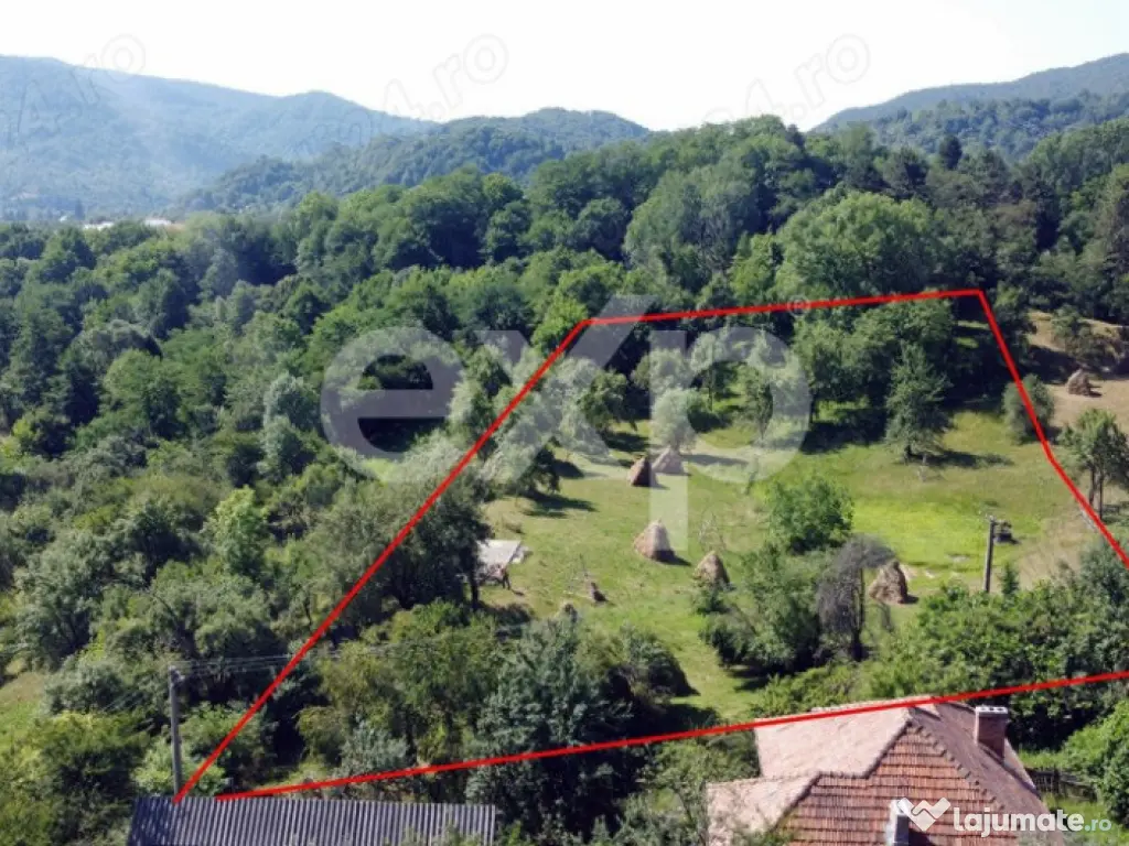 Teren în comuna Corbeni