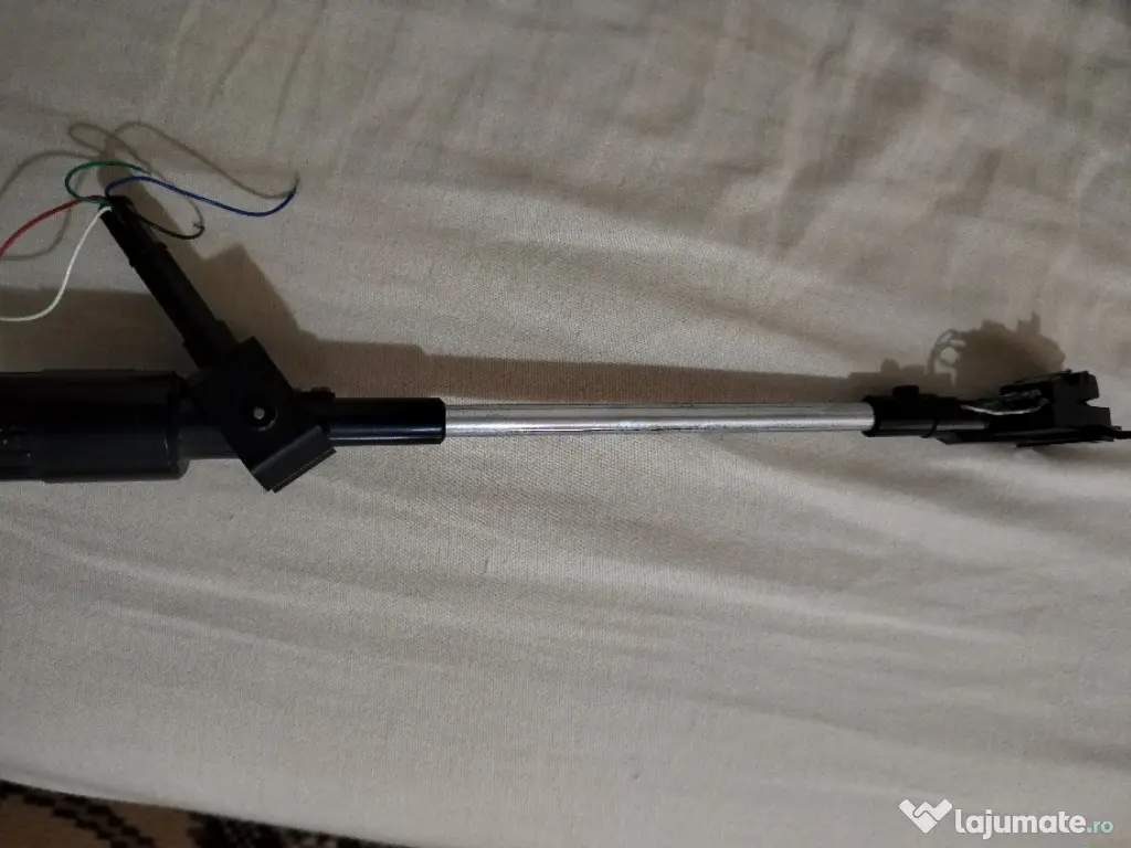 Doză cu ac și braț de pick-up 