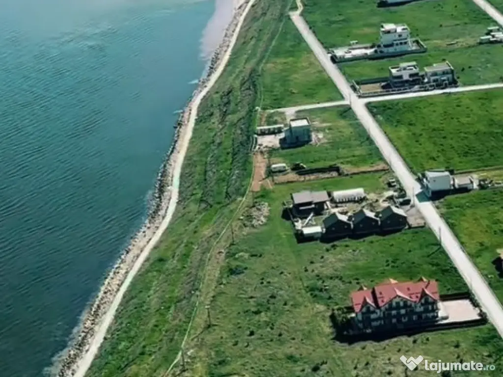 Vand teren in Costinesti primul rand la Marea Neagra 