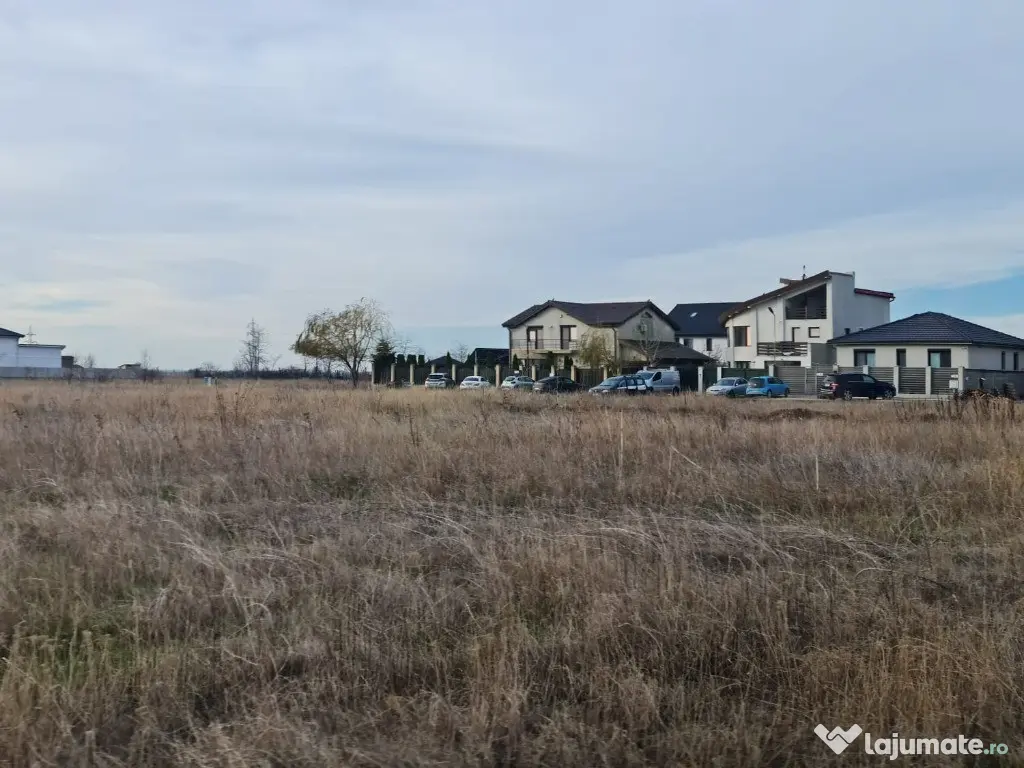 Vand teren in Constanta zona km 5 