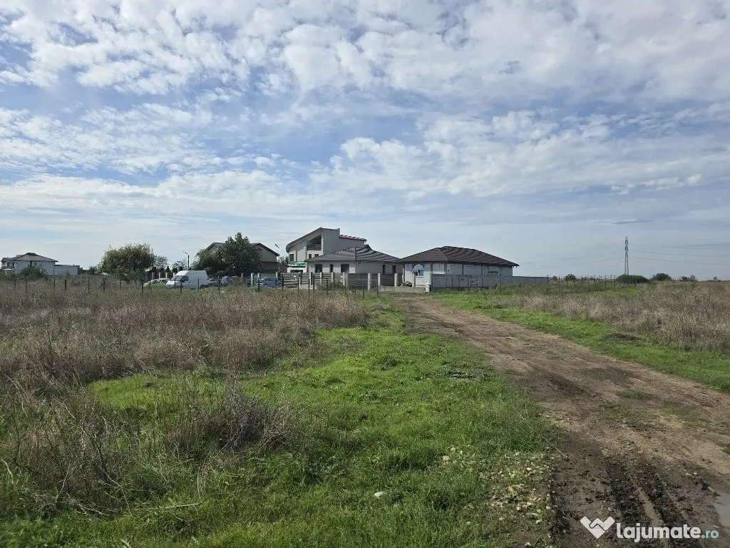 Vand teren in Constanta zona km 5 