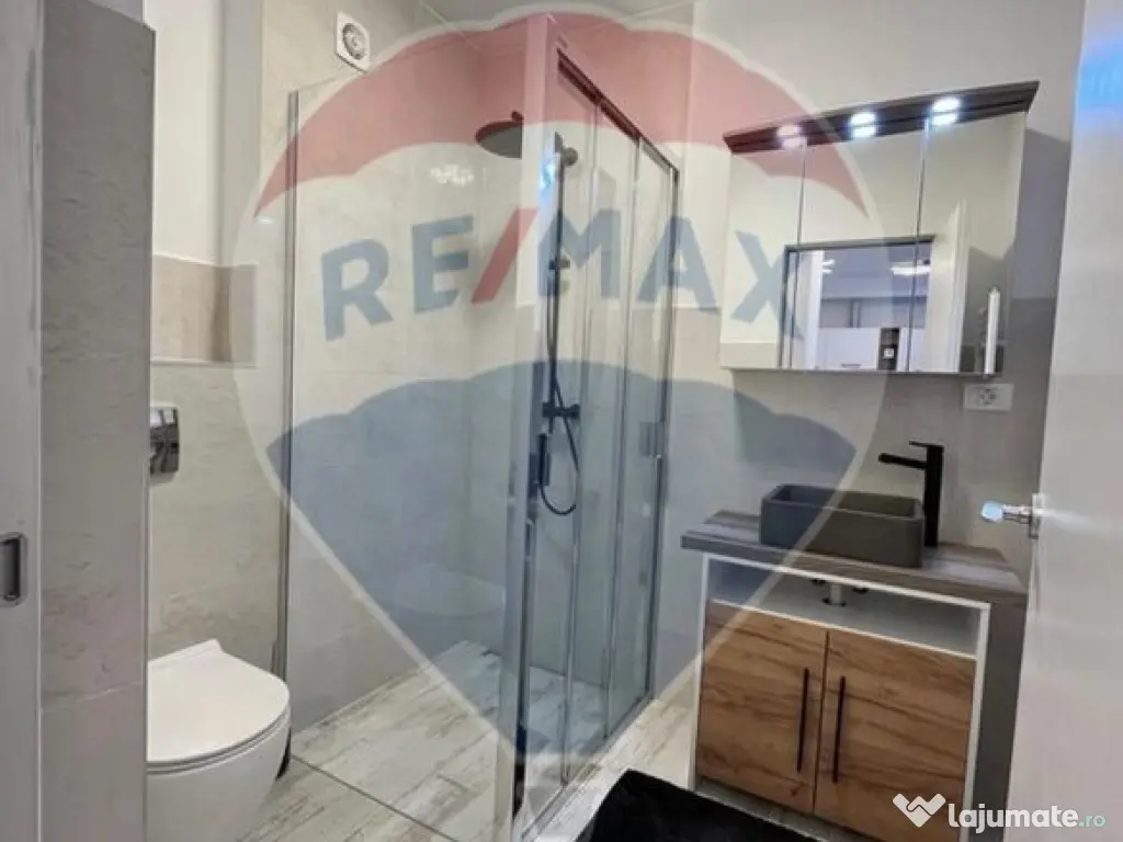 Apartament cu 2 camere de închiriat, The Lake Home