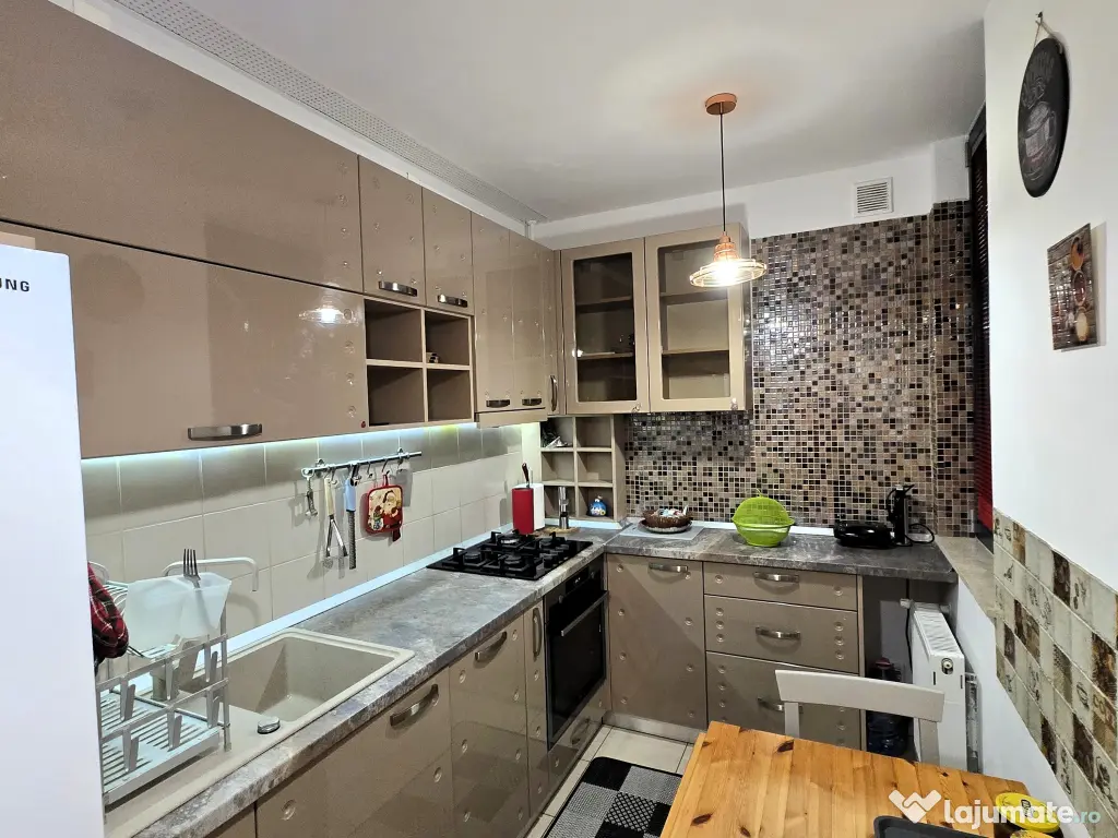 Închiriez apartament 2 camere, in zona Pipera- Voluntari 